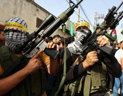 Hamas chiede il completo cessate il fuoco