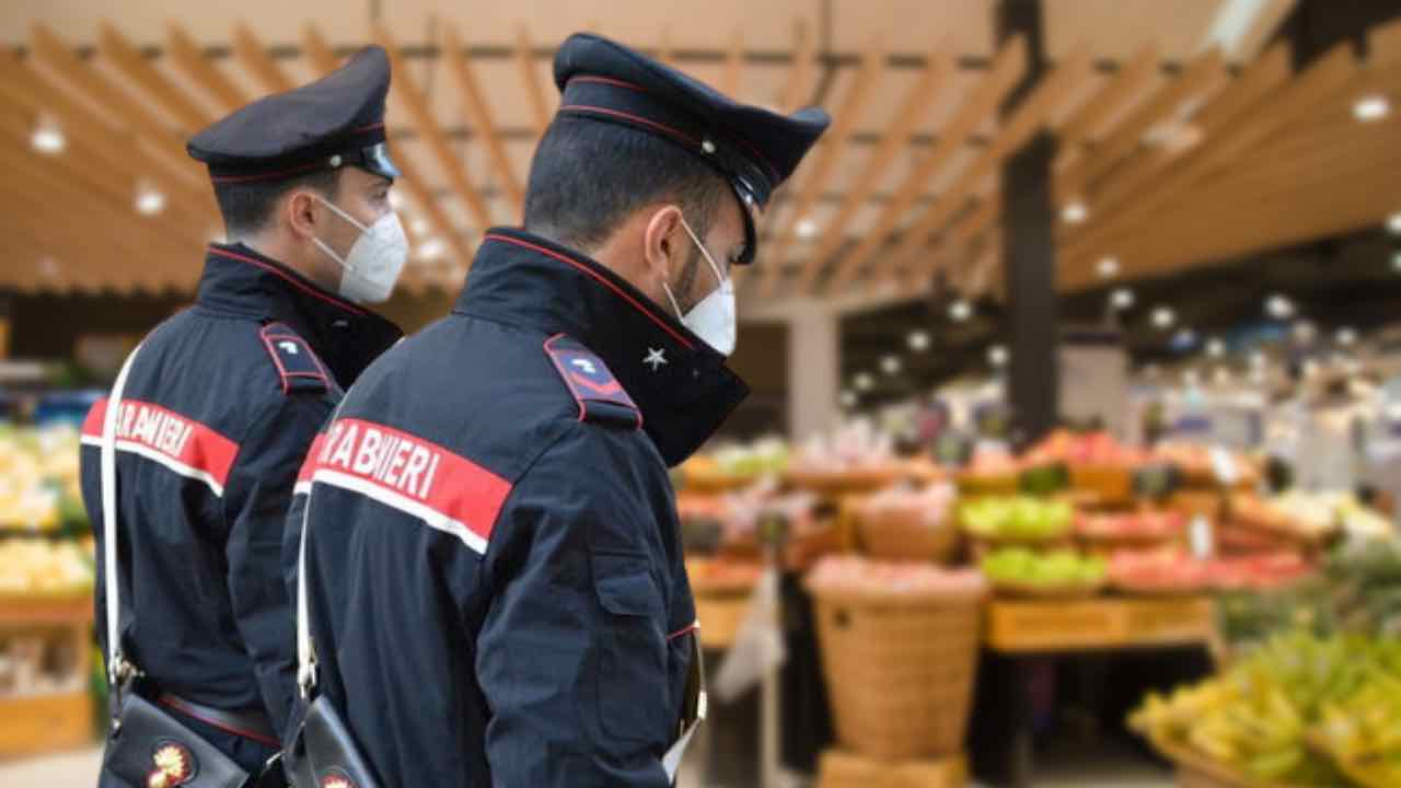 Tentato furto in un supermercato di Collecchio, due persone denunciate