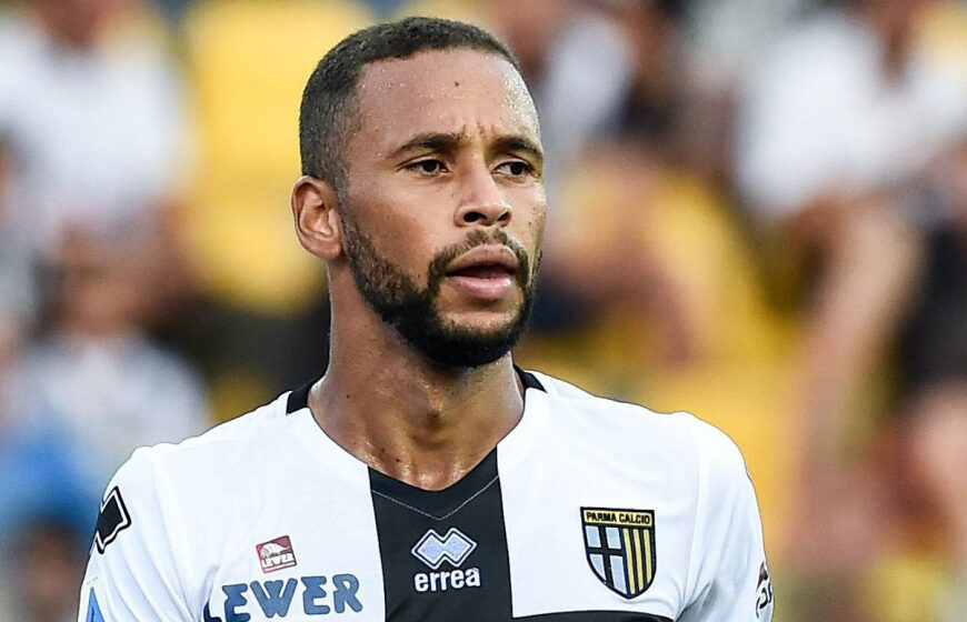 Hernani, centrocampista del Parma, riceve un'offerta dai Corinthians brasiliani