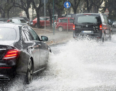 Prolungata l'allerta meteo a Parma, rischio di frane e piene