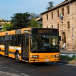 Incidente ha coinvolto un autobus e un pedone in viale Toscanini