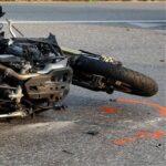 Incidente in via Pasini a Parma, coinvolto un motociclista