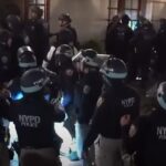 Polizia interviene nella Columbia University: occupazione termina con violenti arresti