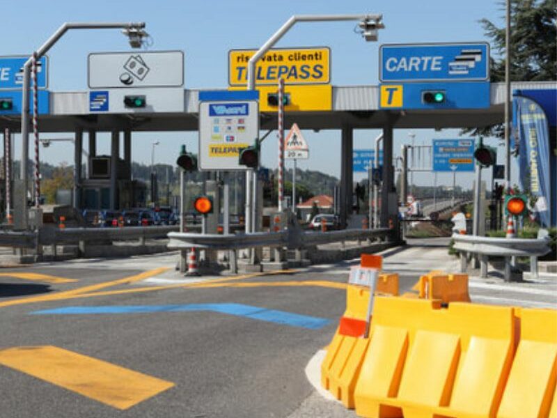 Nuove chiusure autostradali nel parmense: chiusura notturna del casello di Parma in uscita